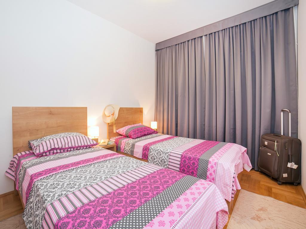 Peace 2 Apartments With Parking Budva Exterior foto