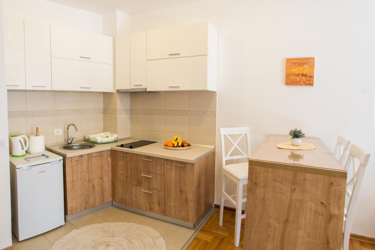 Peace 2 Apartments With Parking Budva Exterior foto